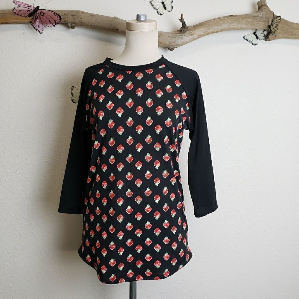 Lularoe randy with strawberries